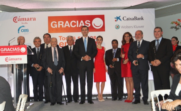 Los Príncipes junto a los premiados